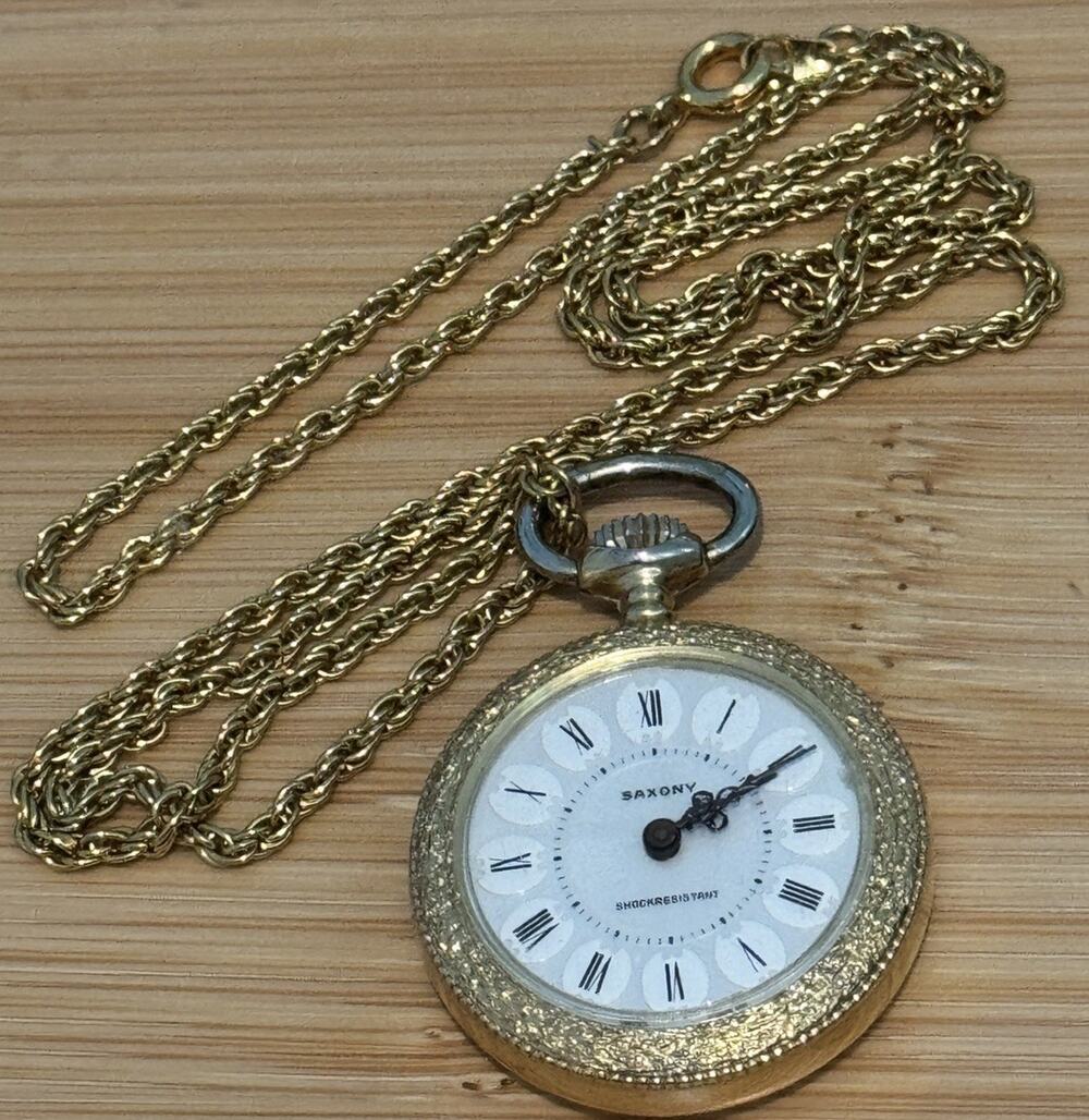 Vintage Saxony Swiss Manual Wind Pendant Necklace Watch Roman Numerals Gold Tone